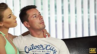 家伙抓到女友操老家伙 😏