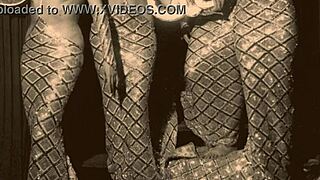 Wow, vintageshowgirls som stripppar i hemligt liv!