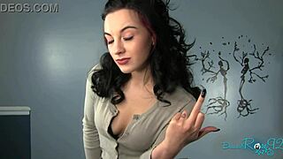 Esposa é dominada e fodida até submissão total