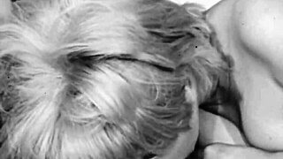 ヴィンテージレズビアンマンコ舐めアクション、ワイルドなレトロベイビーたちよ！