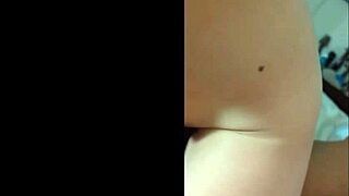 แม่เลี้ยงขี้อาย่เซ็กซี่รับควยดำใหญ่ในท่า Missionary