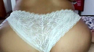 Srečanje z zrelo konča z globoko analno igro