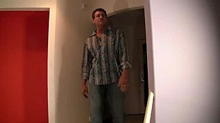 Dylan Ryderと夫がベビーシッターElaina Rayeを犯す