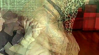 Danaxmuscles dominerar kåt polis i het trailer.