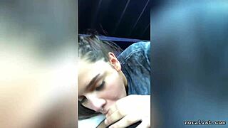 хеј куро, хоћеш ли ми дати брзо пушење у колима?