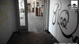 Horny blondínky kurvy berú tvrdý chuj do úst pre plné uspokojenie v Stevenshame