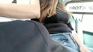 Whoa! Gadis tak dikenali pegang kote aku di bas awam flash!