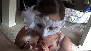 मेच्योर लातीना वाइफ ज़ोई ज़ेन डीपथ्रोट्स और स्वॉलोज कम