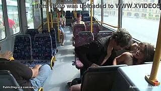 왜 이 유럽녀가 야외 공공에서 박히는 거야? 원초적 지배와 굴욕 믿기지 않아?