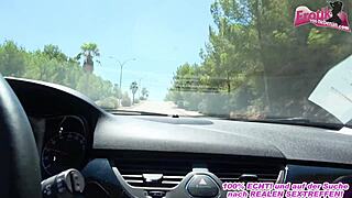 La puttana bionda tedesca teen 18+ fa anale in appuntamento in macchina!