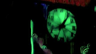 يا راجل، حفلة جنسية قديمة من الستينيات المتمايلة جامدة!