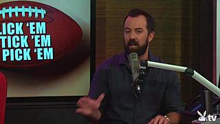 En usko, että mä oon nyt ihan koukussa julkkis Andrea Lowelliin