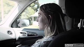 Blonde Kecil Dienot Keras Oleh Dua Orang Asing—Bisa Dia Tanggung?