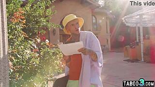 BBW tetek besar bergabung dengan jiran transseksual Austin Spears untuk 3some liar!