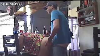 กล้องสปายจับเมียเย็ดเพื่อนบ้านหนุ่มอายุ 18+ แย่เลย!