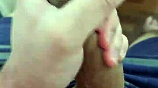 Twink Brasileiro Fofo com Gozada Lenta