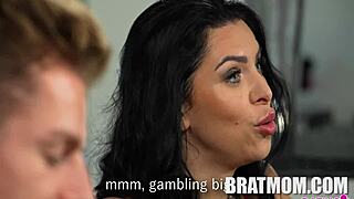 Kira Queen, sve za tu veliku guzu?