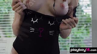 Caitlin McSwain sanoo: Katso kun riisun alasti!