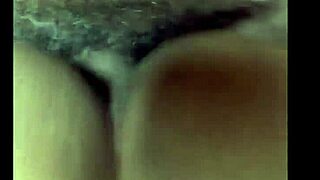 strčil som svoj veľký kurac do píče priateľovej ženy, kým som veľa vytryskol na ňu