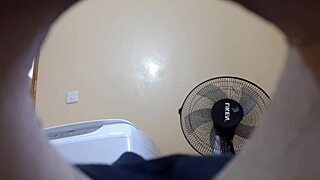 헤이, 귀여운 인디안 의붓여동생 엉덩이 히든 카메라로 봤어?