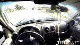 Remaja Ava Taylor ngewe buat duit keras!