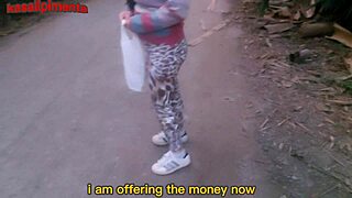 La naiba, fut o tipă fierbinte din mahala fără prezervativ și termin pe curul ei strâmt