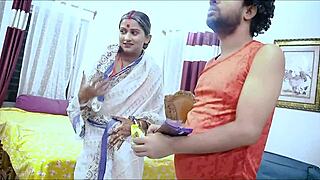 Sudipa kao mature indijska tetka žestoko probušena u doggystyle od mladog studa