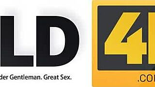 Hé Tina Walker, hoe neukt die oudere kerel je petite 18+ Roemeense lijf?