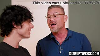 Asher Day ketemu Scott Hardy buat aksi gay panas