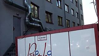 WOW! Ukryta kamera łapie dziką akcję w Niemieckim Burdelu przy Hornstraße 2 w Kolonii!