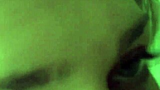 Hei, denne italienske mannen filmer kona som gir dampende blowjob