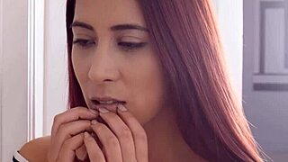 Nie mogę uwierzyć, że moja dziewczyna czciła mój tyłek po zabawie z VR, taki szczęściarz!