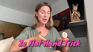 Nauči se lizati pičko z resnično učiteljico seksa tutorialom