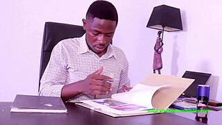 顽皮秘书在办公室猛干我！😜