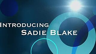 Horký mladý 18+ 18+ holky se divoce šukají na kameru