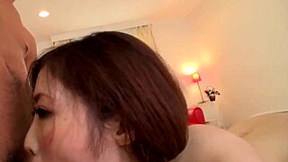 일본 핫아루 츠카사, 장난감과 딱딱한 자지로 드릴링