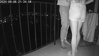 Nai parhaan kaverin vaimon tiukassa persessä