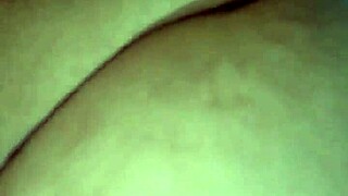 Европейская красотка сквиртует с игрушками и грязными разговорами