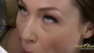 Ruská děvka mistrně fouká a dává anál v pářící scéně