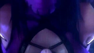 Whoa! Striptease-ul din desene animate prinde viață!