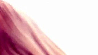 Lesbické baby fistingujú tesné štrbiny a diery