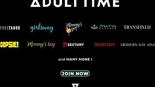 Hé Bricoleur, Peux-Tu Réparer Mon Cul Solitaire Avant que Mon Mari Revienne ?