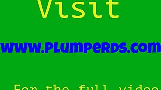 Duo tlustých úplně ovládá toho mladého chlapa v divoké akci