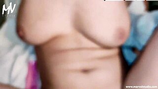Мои огромные натуральные сиськи и большие соски вблизи для тебя