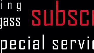 Pazza fisting mentre Aprilbigass distrugge la figa per il patrigno