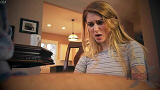 Missax com - Nadya Nabakova побеђује на такмичењу са Brandon Ashton-ом