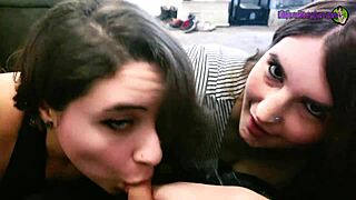 โดนจับเล่นกับสามีตอนดินเนอร์ของเพจ สตีล