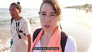 ماذا؟! المسافر استأجر دليلاً خاطئاً لمتعة عنصرية قذرة!