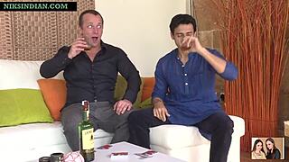 Opilá žena kamaráda a moje manželka obě berou tvrdý anál v divoké skupinové akci!