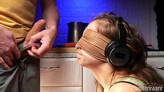 Hei velipoika, miksi valehtelit? Maistoin sun kyrvän, ugh! Mitä nyt?